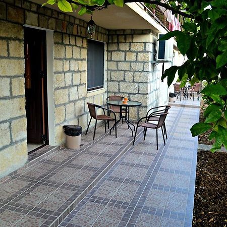 Apartments Bucin Kotor Luaran gambar